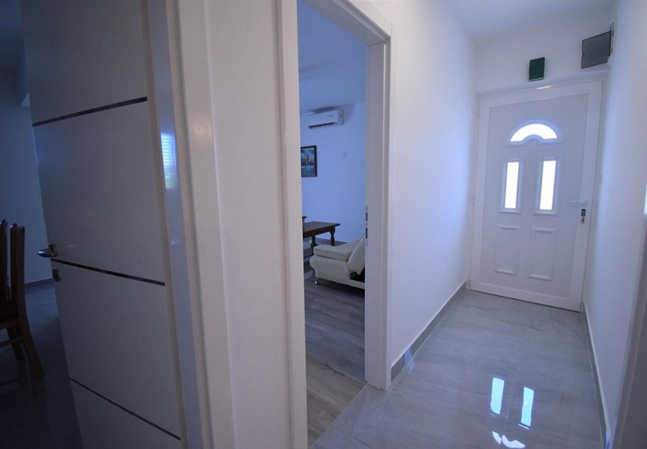 Holiday Home Branka - 80 M From Beach Vir Exterior photo